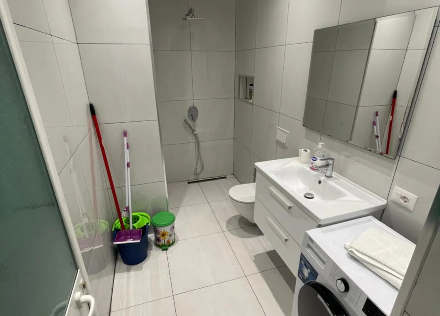Franco Apartments Тирана 0*,  Албания