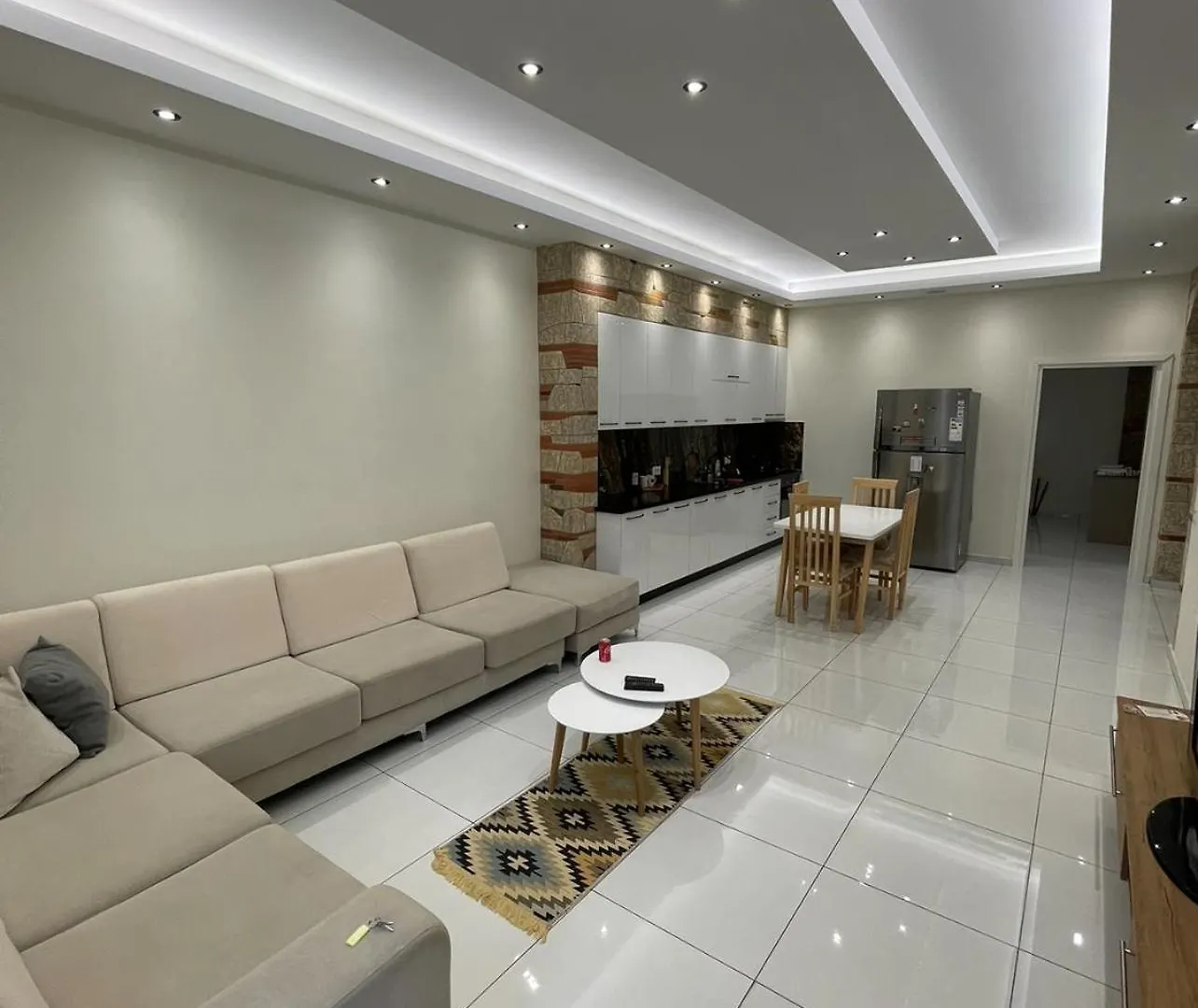 Franco Apartments Тирана 0*,