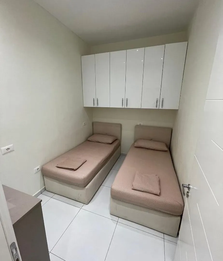 Franco Apartments Тирана Албания