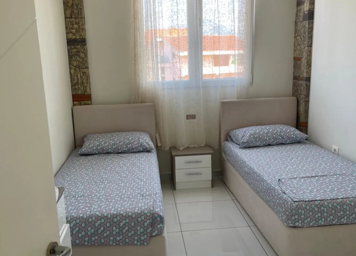 Franco Apartments Тирана 0*,